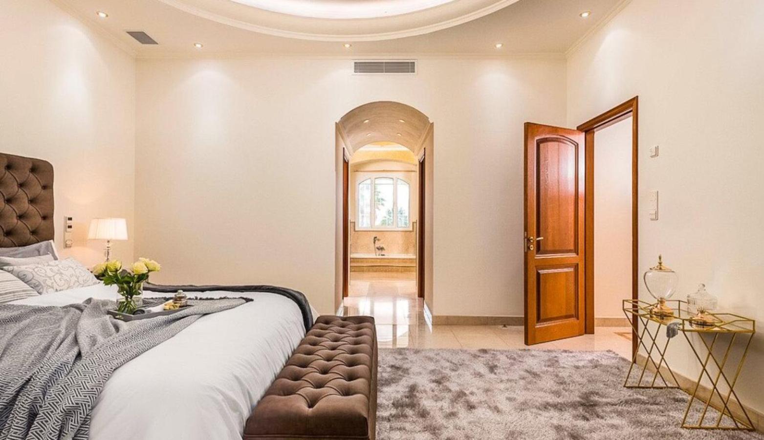 Crown Royal Luxury Estates Villa