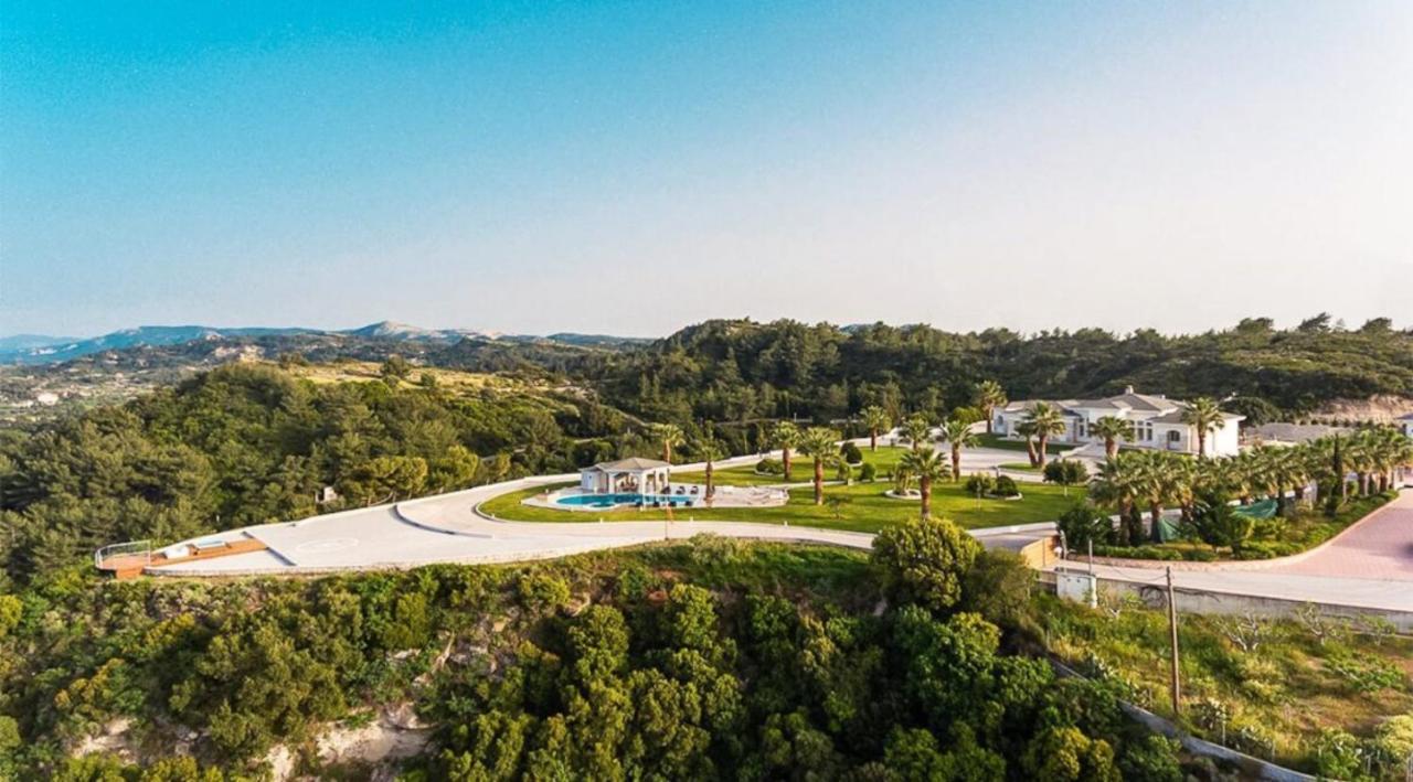 Crown Royal Luxury Estates *