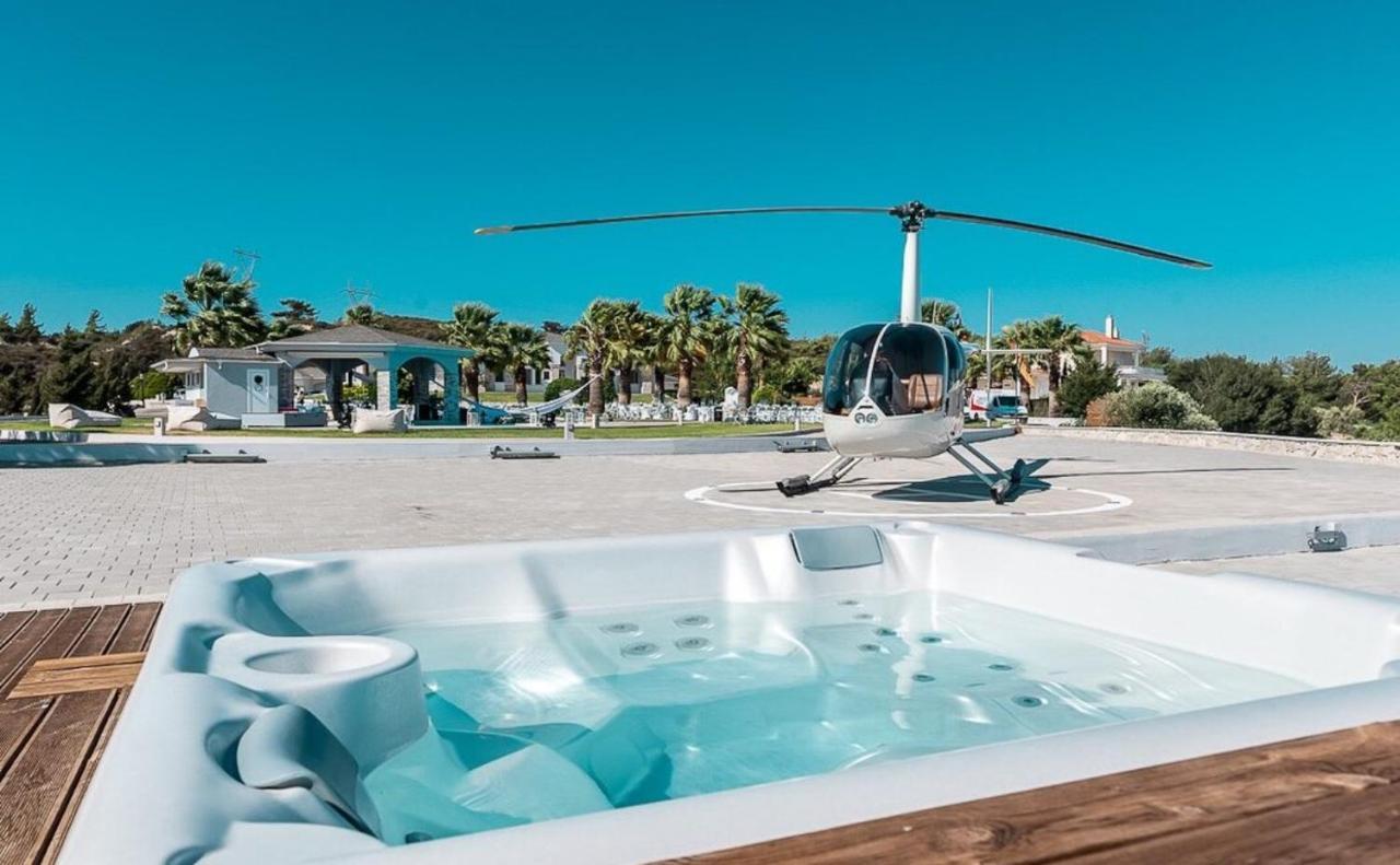 Crown Royal Luxury Estates Villa *