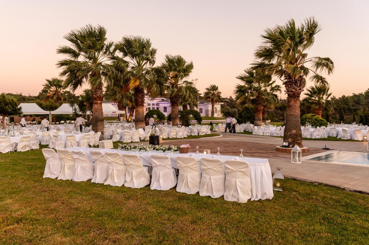 Crown Royal Luxury Estates Tsairi