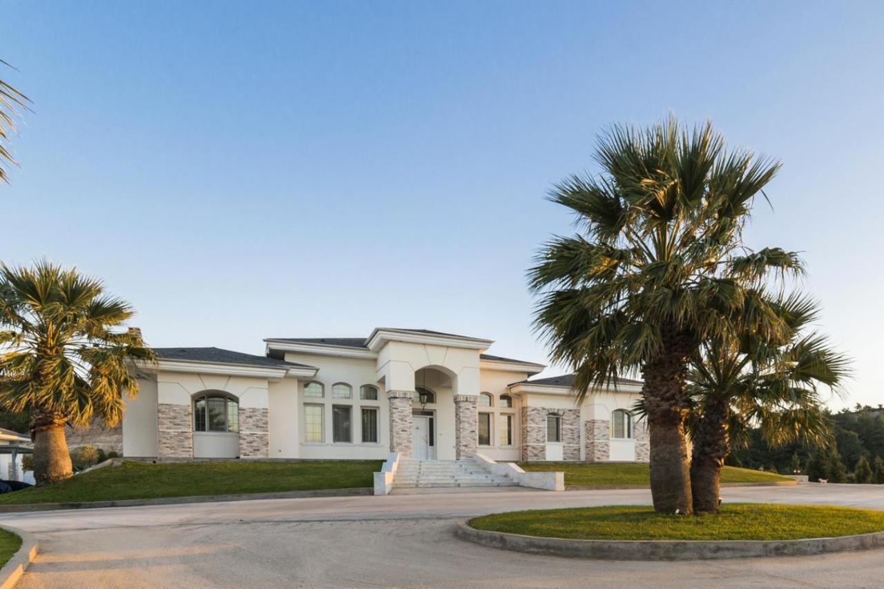 Crown Royal Luxury Estates Villa *